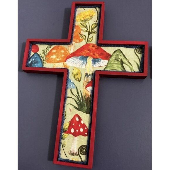 3 MCM Hand Made Painted Decorative Wooden Cross’s gnome and mushroom Design 70's - Picture 10 of 16